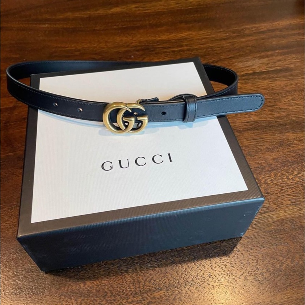 Gucci leather belt with double G buckle